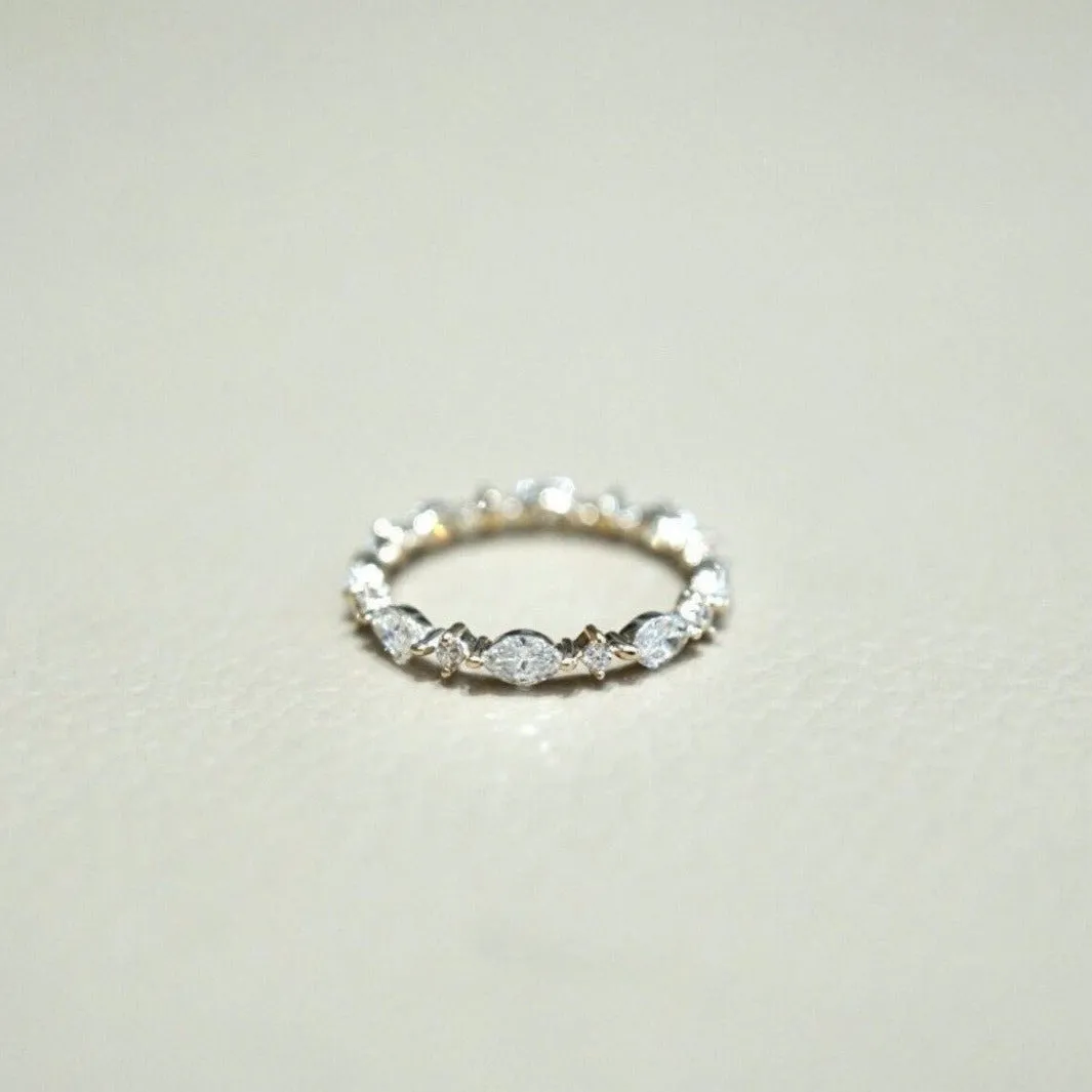 Delicate Marquise and Round Band