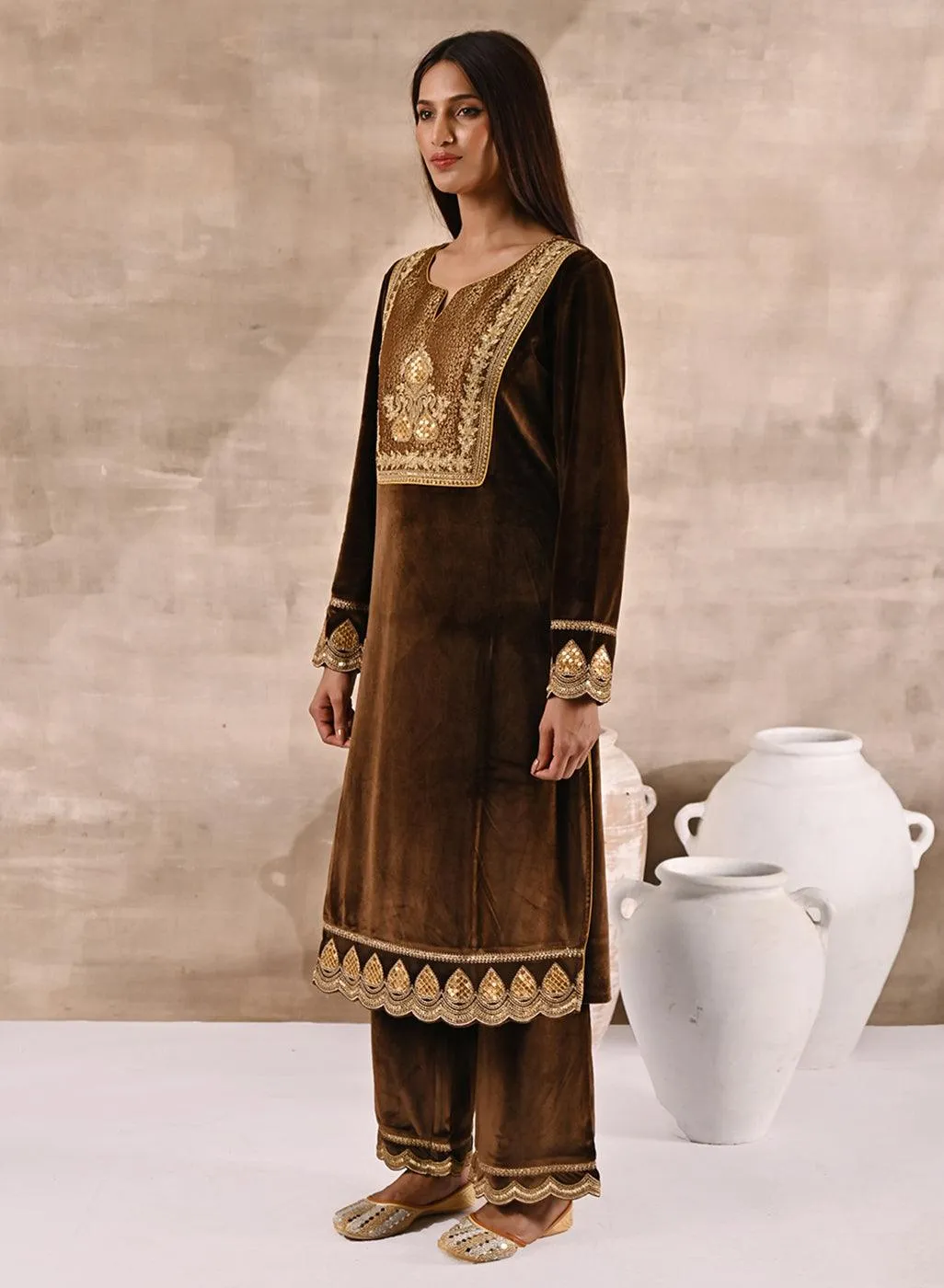 Golden Velvet Kurta Set With Heavy Front Yoke Zari Embroidery