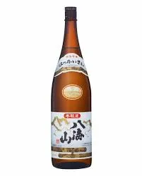 Hakkaisan Tokubetsu Honjozo Sake - 1.8L