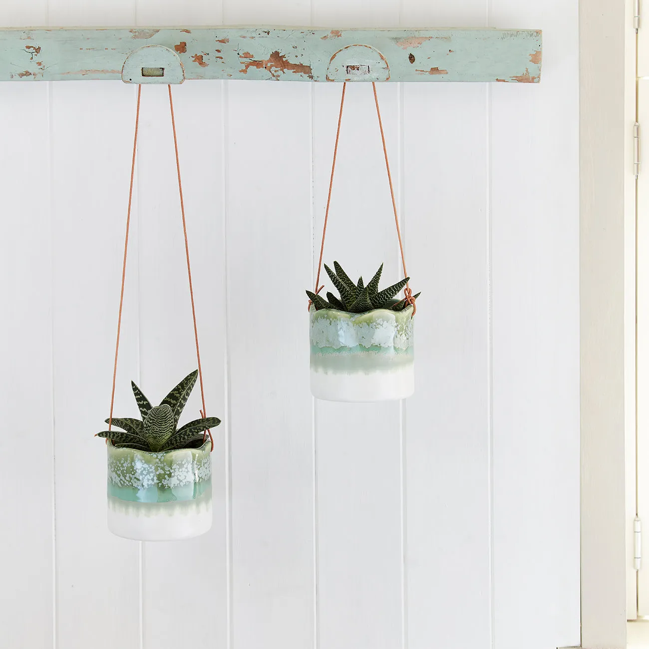 'Wave' Hanging Pot